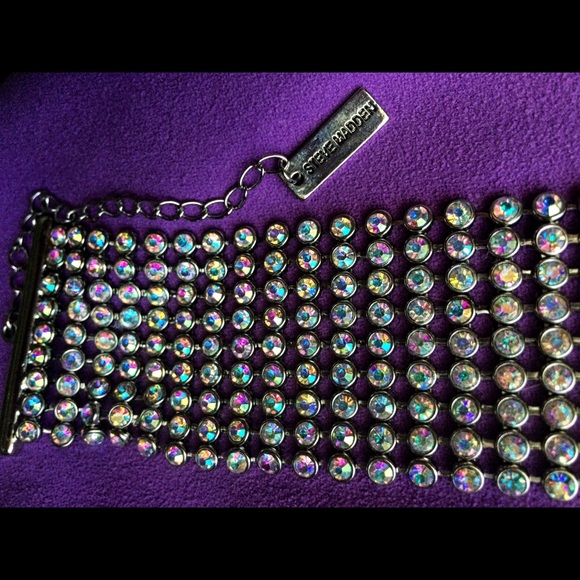 STEVE MADDEN Multi-row Crystal Choker. - Picture 2 of 3